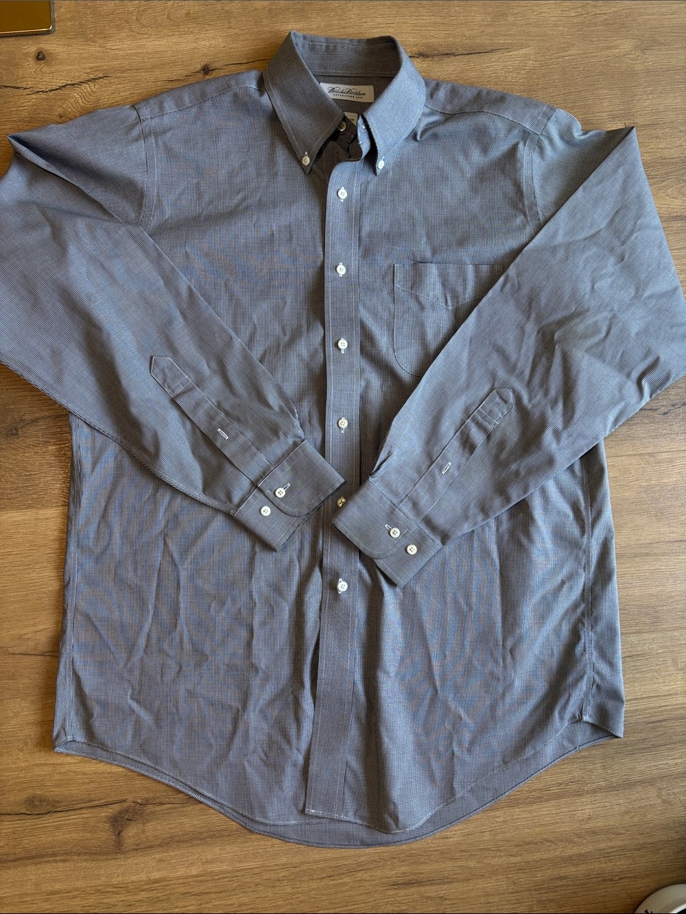 Brooks Brothers Men's Button-Down Dress Shirt